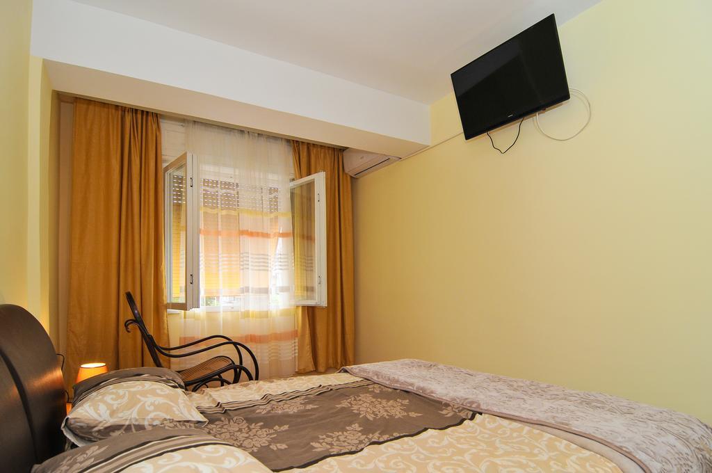 Apartment S&T Тиват Екстериор снимка