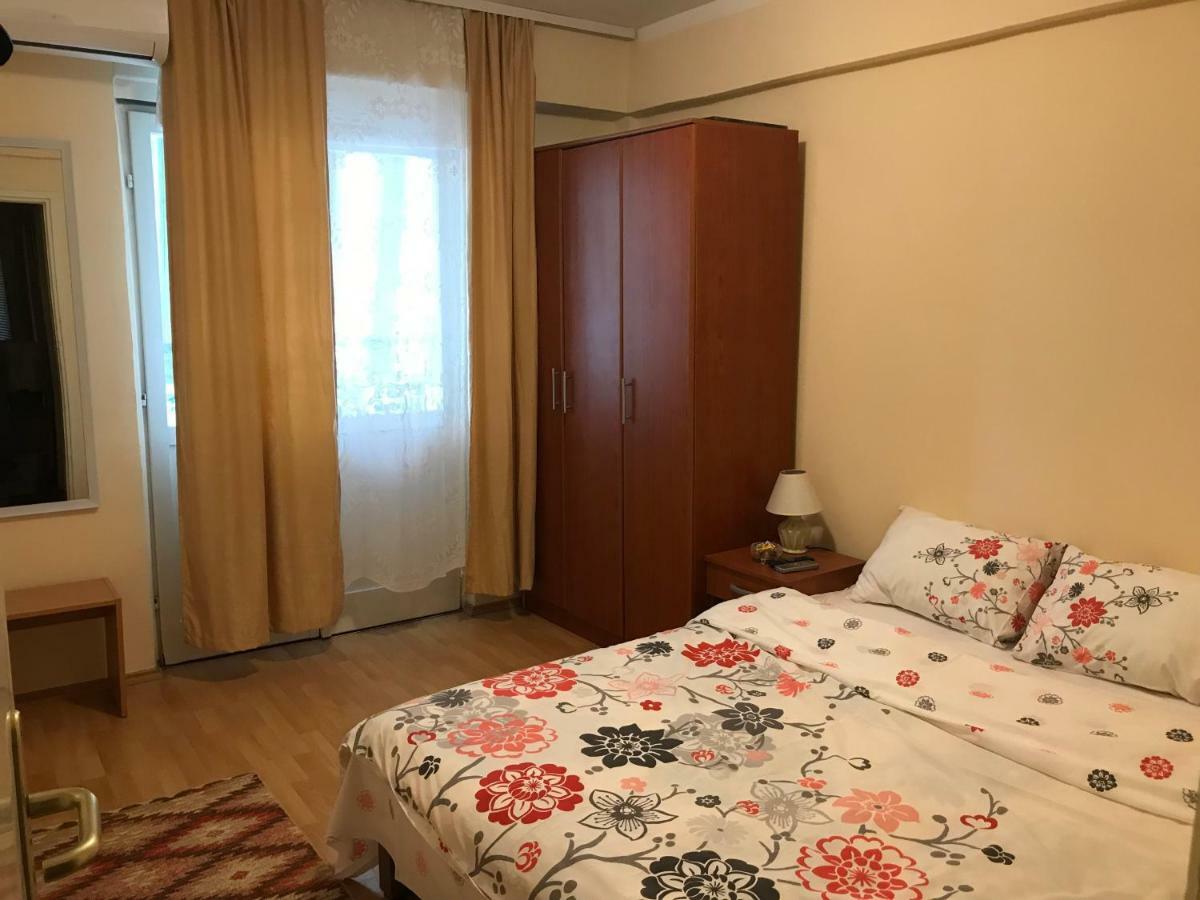 Apartment S&T Тиват Екстериор снимка